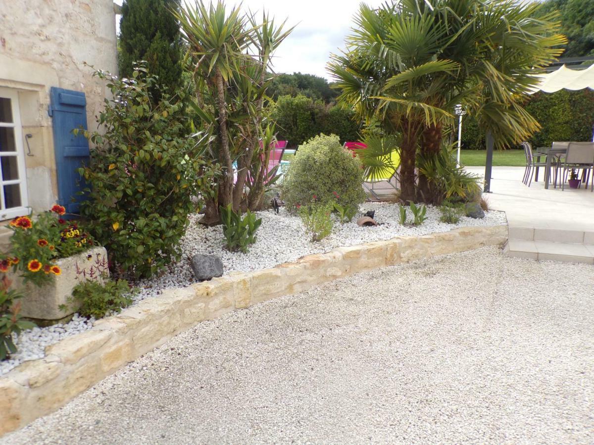 Bed and Breakfast L'Oasis Port-dʼEnvaux Exterior foto